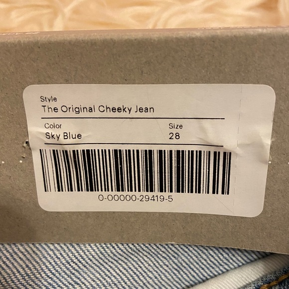 Everlane The Japanese Denim Cheeky Jean - Picture 11 of 11